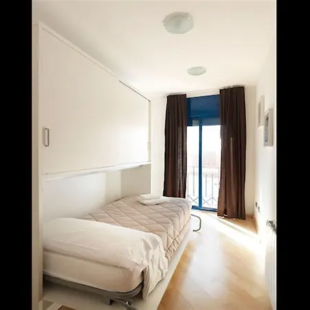 Superb 4 Bedroom In Apartment Sitges