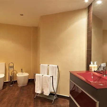 Superb 4 Bedroom In Apartman